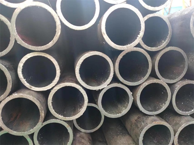 安徽10#结构用无缝钢管
